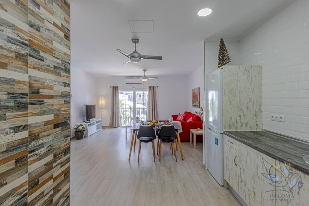 Appartement Benalroma Spacious 50 Mt From The