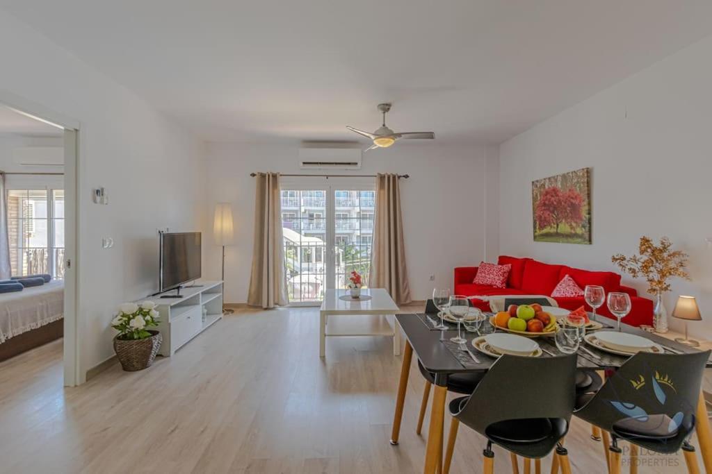 Apartment Benalroma Spacious 50 Mt From The Benalmádena