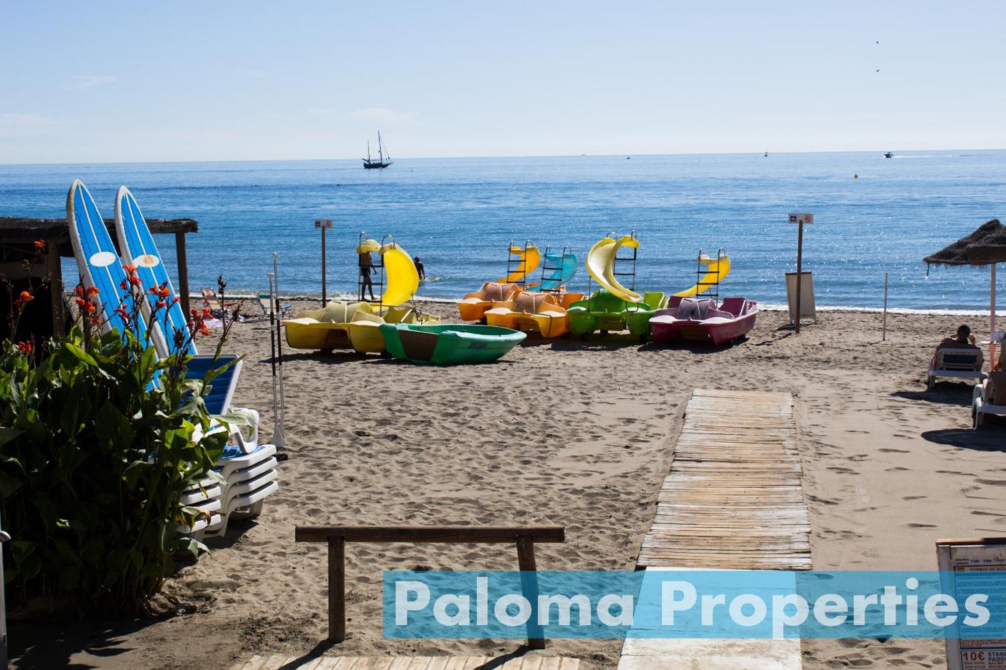 Apartment Benalroma Spacious 50 Mt From The Benalmádena