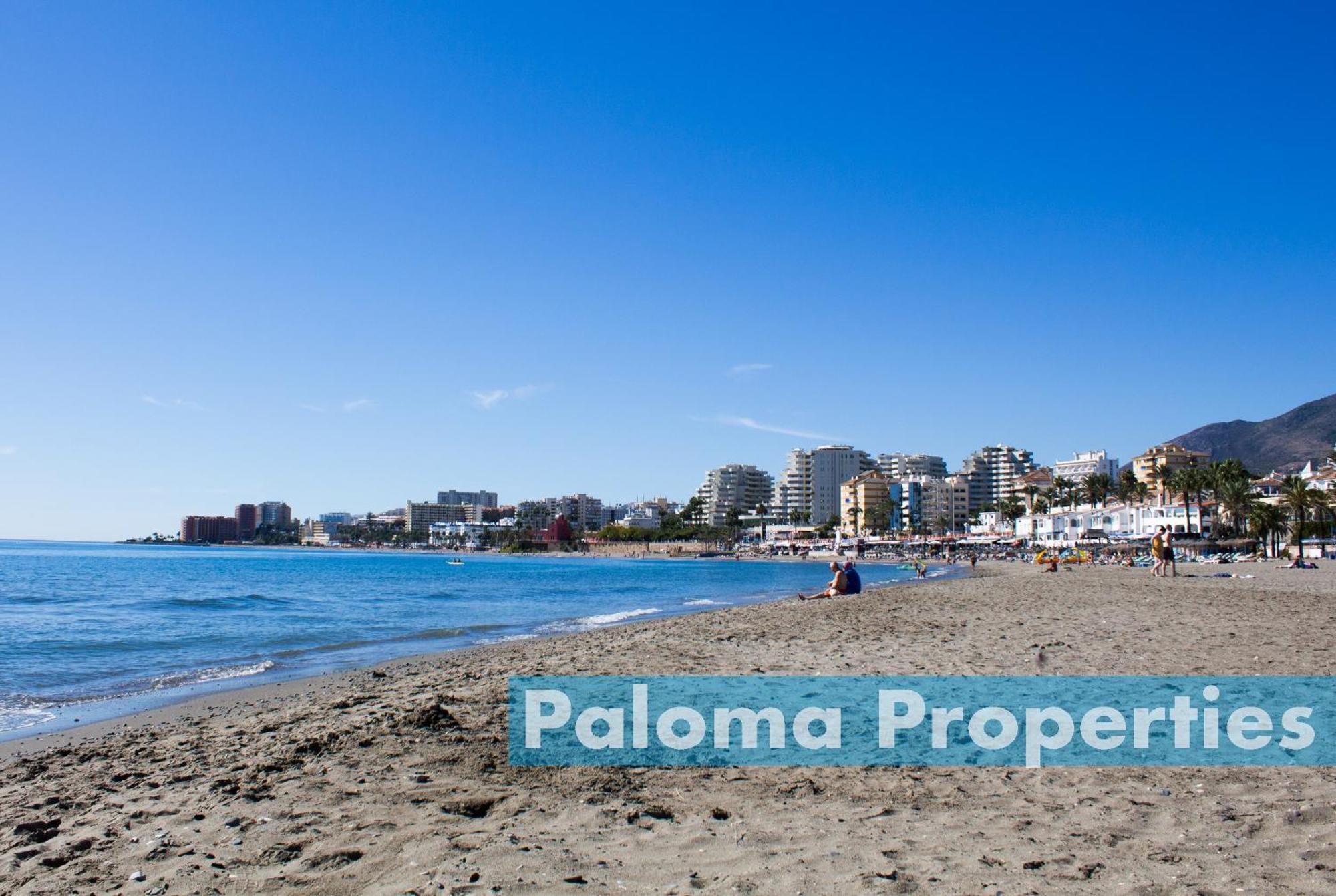 Apartment Benalroma Spacious 50 Mt From The *